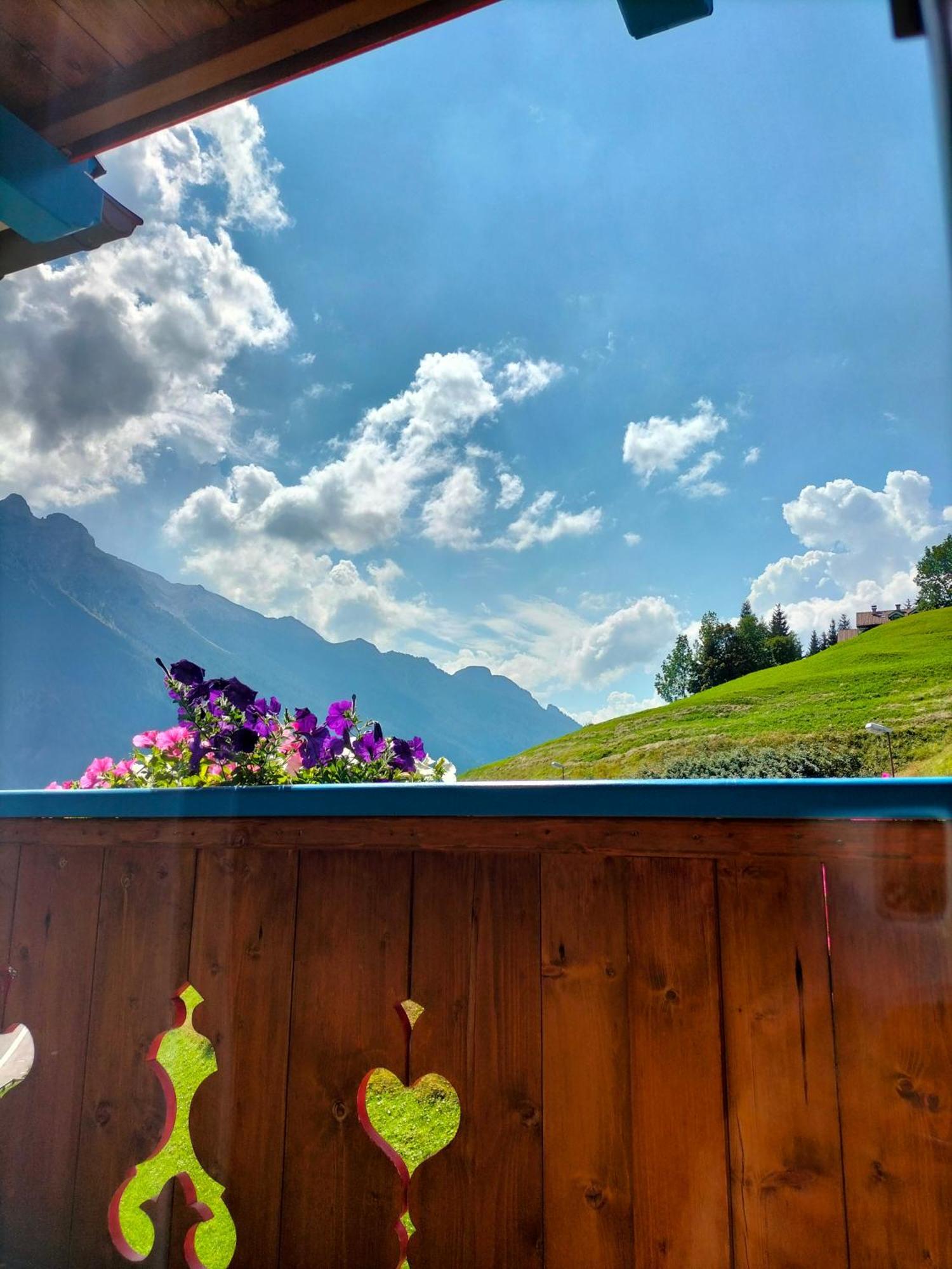 Hotel Vael Vigo di Fassa Esterno foto